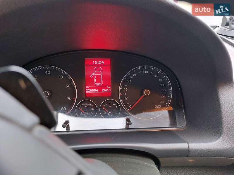 Микровэн Volkswagen Touran 2010 в Броварах фото 6 Микровэн Volkswagen Touran 2010 в Броварах