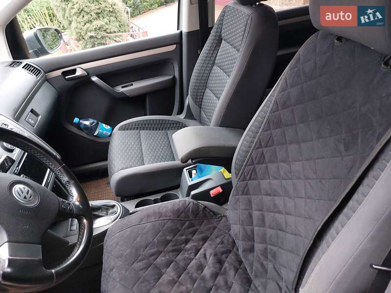 Микровэн Volkswagen Touran 2010 в Броварах фото 7 Микровэн Volkswagen Touran 2010 в Броварах