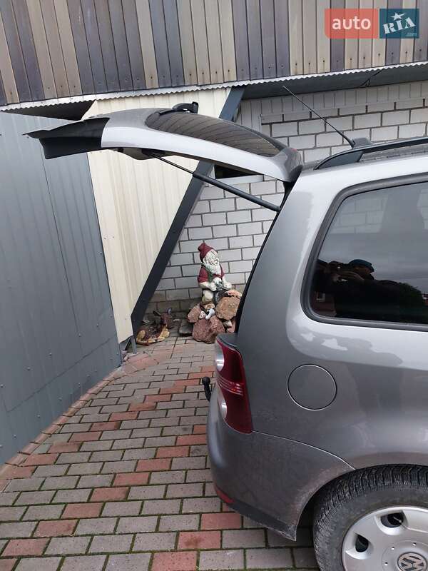 Микровэн Volkswagen Touran 2010 в Броварах фото 9 Микровэн Volkswagen Touran 2010 в Броварах