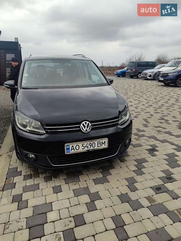 Микровэн Volkswagen Touran 2012 в Берегово