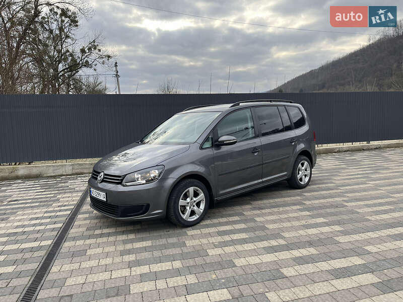 Volkswagen Touran 2012