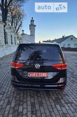 Микровэн Volkswagen Touran 2018 в Тернополе
