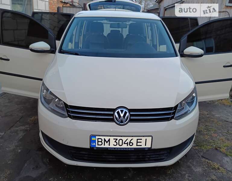 Мінівен Volkswagen Touran 2013 в Ромнах