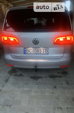 Минивэн Volkswagen Touran 2012 в Стрые