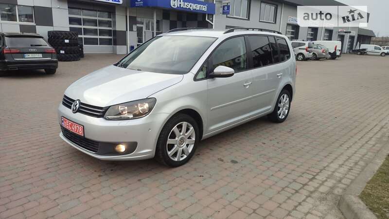 Минивэн Volkswagen Touran 2013 в Сарнах