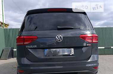 Микровэн Volkswagen Touran 2017 в Мукачево