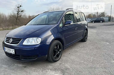 Минивэн Volkswagen Touran 2005 в Луцке