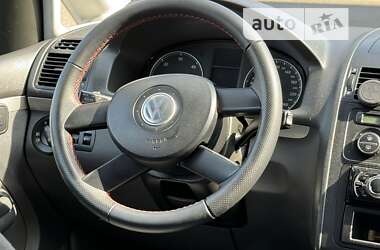 Минивэн Volkswagen Touran 2005 в Львове