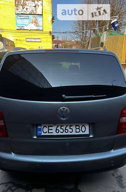 Минивэн Volkswagen Touran 2006 в Черновцах