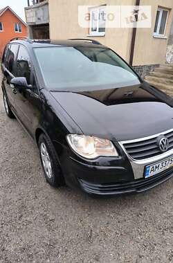 Мінівен Volkswagen Touran 2008 в Житомирі