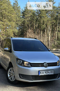 Минивэн Volkswagen Touran 2012 в Харькове