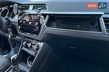 Микровэн Volkswagen Touran 2018 в 