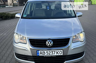 Минивэн Volkswagen Touran 2009 в Виннице