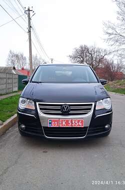 Мінівен Volkswagen Touran 2010 в Верхньодніпровську