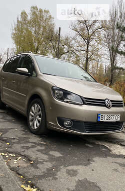 Минивэн Volkswagen Touran 2014 в Горишних Плавнях