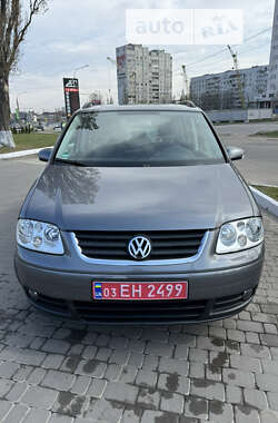 Минивэн Volkswagen Touran 2006 в Харькове