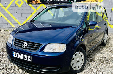 Минивэн Volkswagen Touran 2004 в Ивано-Франковске