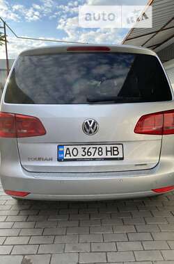 Минивэн Volkswagen Touran 2013 в Очакове