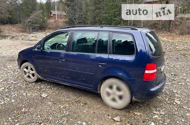 Минивэн Volkswagen Touran 2006 в Киеве