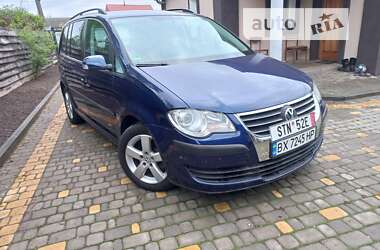 Мінівен Volkswagen Touran 2008 в Макарові