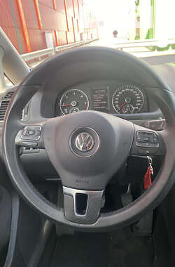 Минивэн Volkswagen Touran 2013 в Киеве