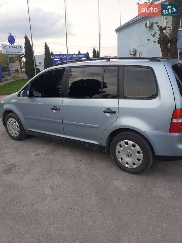 Мінівен Volkswagen Touran 2006 в Хмільнику фото 3 Мінівен Volkswagen Touran 2006 в Хмільнику