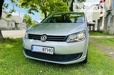 Минивэн Volkswagen Touran 2012 в Тячеве