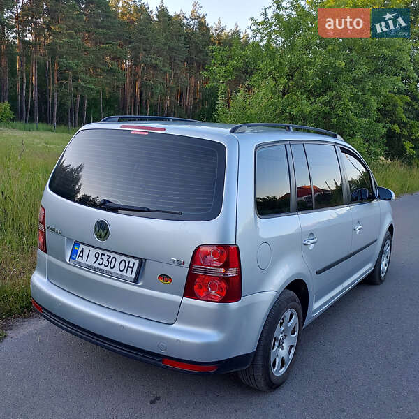 Мінівен Volkswagen Touran 2007 в Рокитному
