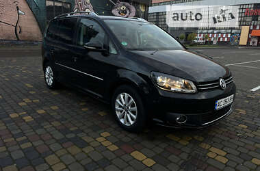 Минивэн Volkswagen Touran 2014 в Луцке