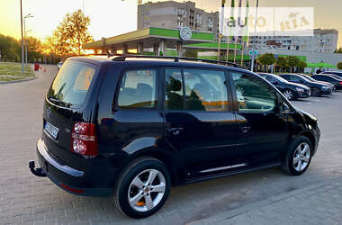 Мінівен Volkswagen Touran 2008 в Житомирі