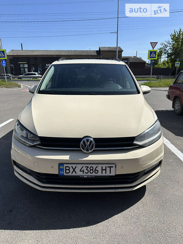 Микровэн Volkswagen Touran 2017 в Летичеве