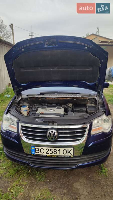 Мінівен Volkswagen Touran 2007 в Самборі