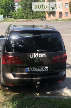 Минивэн Volkswagen Touran 2011 в Львове