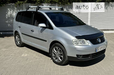 Минивэн Volkswagen Touran 2003 в Новомосковске