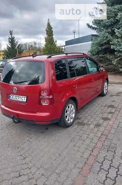 Минивэн Volkswagen Touran 2007 в Черновцах