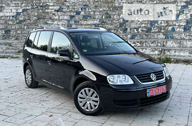 Минивэн Volkswagen Touran 2006 в Полтаве