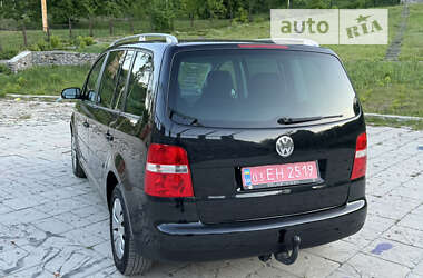 Минивэн Volkswagen Touran 2006 в Полтаве