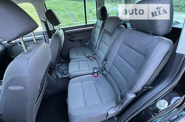 Минивэн Volkswagen Touran 2006 в Полтаве