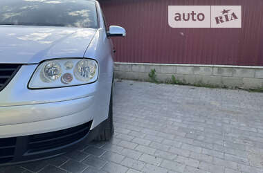 Минивэн Volkswagen Touran 2004 в Звенигородке