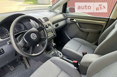 Минивэн Volkswagen Touran 2004 в Звенигородке