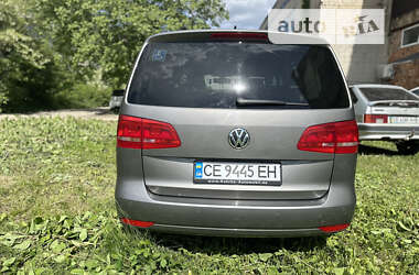 Минивэн Volkswagen Touran 2010 в Черновцах