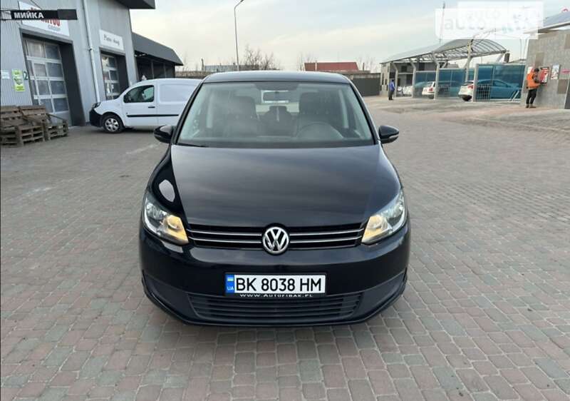 Минивэн Volkswagen Touran 2013 в Сарнах