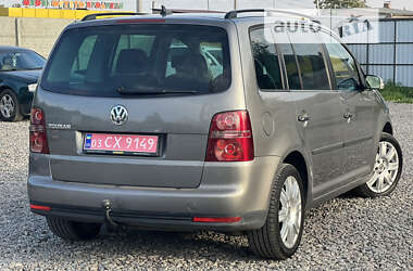 Минивэн Volkswagen Touran 2008 в Лубнах