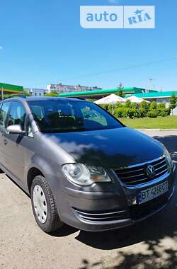 Минивэн Volkswagen Touran 2007 в Луцке