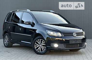 Минивэн Volkswagen Touran 2011 в Сарнах