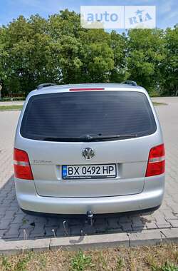 Мінівен Volkswagen Touran 2005 в Чемерівцях