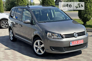 Мінівен Volkswagen Touran 2011 в Сарнах