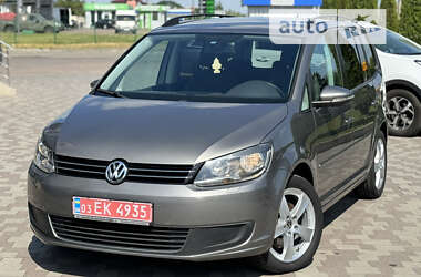 Мінівен Volkswagen Touran 2011 в Сарнах