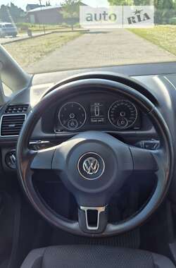 Мінівен Volkswagen Touran 2012 в Мукачевому