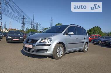 Минивэн Volkswagen Touran 2007 в Луцке